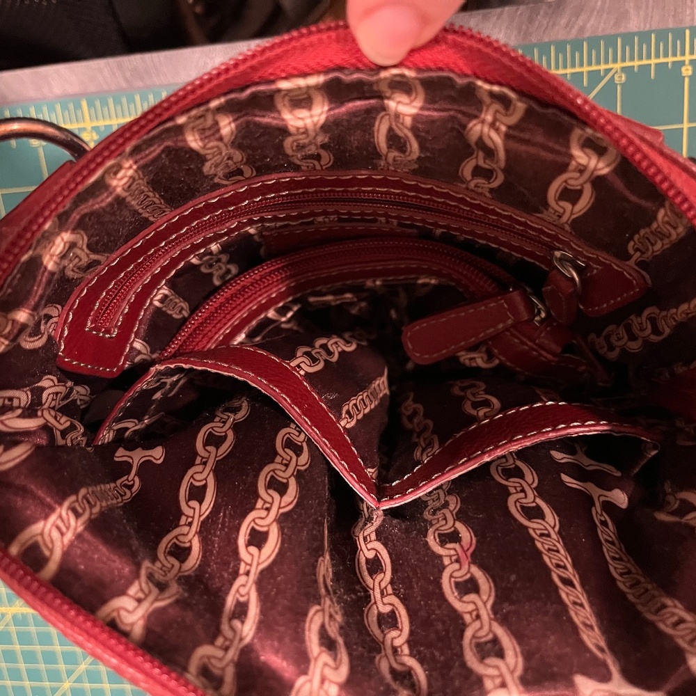 Clark's Convertible Purse - Picture 3 of 5
